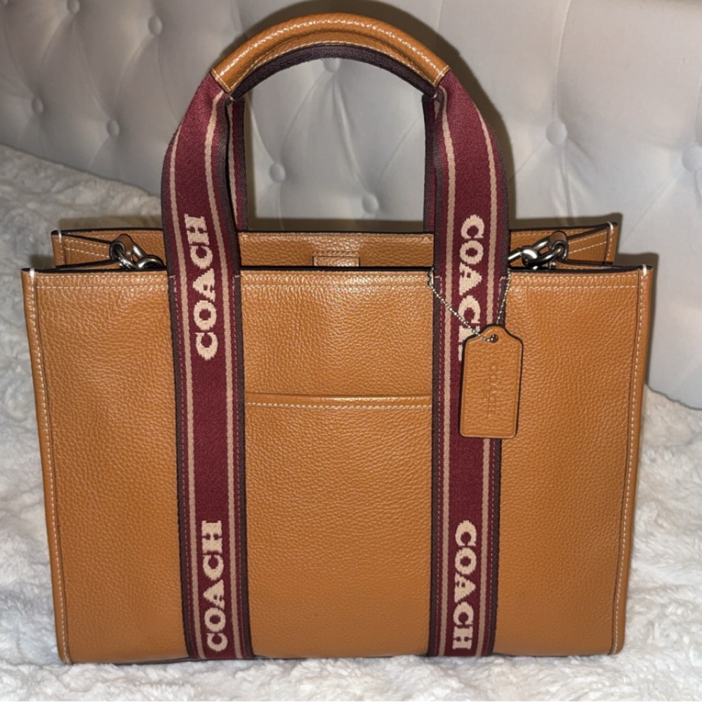 Coach Smith Tote Like New